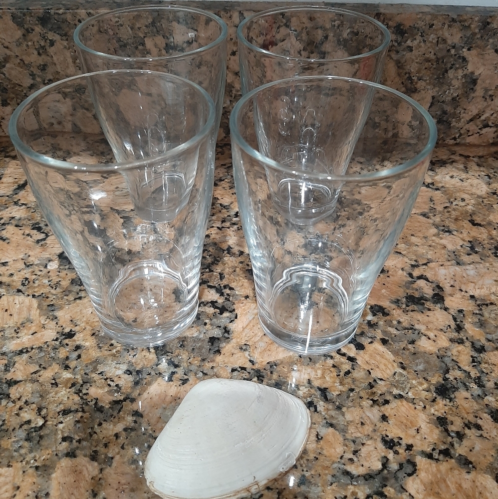 Set of 4 glasses